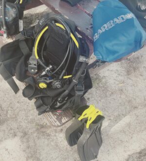 Charles Halford Instagram - Scuba skewl.  #barbados