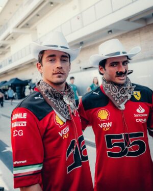 Charles Leclerc Instagram - Wishing you the best for your new adventure next year Chili 🌶️ 
Still got half a season together to have some more special moments as teammates 🏎️💨💨