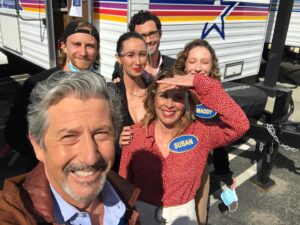 Charles Shaughnessy Instagram - In a blatant and shameless outbreak of self-promotion… here is my Cameo link in my bio. I’m the gift that keeps on giving…!😆
