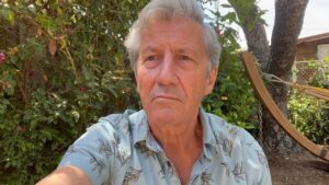 Charles Shaughnessy Instagram - Virtual cocktails! For two great causes. Sat. July 30th. 7:00 p.m. ET ( 4:00PST) 
#CocktailswithCharlie