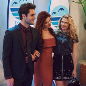 Charlie DePew Instagram - Awkwarddd 😬 Jake’s got a new Georgia. Find out what happens on an all new episode of @famousinlovetv tonight at 8/7c.