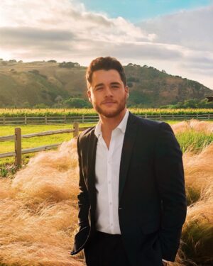 Charlie DePew Instagram - ~this season on The Bachelor~
the show gets cancelled