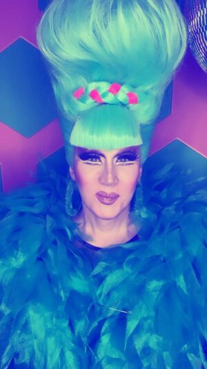 Charlie Hides Instagram - Dreadful advice of the day From The Blue Haired Bombshell From Boston #lifequotes #lifehacks #drag #dragqueen #dragqueensofinstagram #charliehides #rupaulsdragrace #rupaul #rupaulsdragraceuk #rpdruk