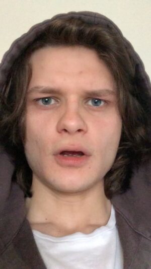 Charlie Tahan Instagram - My friends @ghostcowfilms made a lil vid with friends and family during quarantine

@frankieromustdie @stephbarkley @harmarsuperstar @iwantmylauren @isacamillebriones @theteobriones @jonjonbriones @meganbriones @brigidbaker_wholeproject @bigdatabigdata @mrdavehill @davidheilman @jimmystofer @oliv.dudek @hallepeach @dankrupin @shamanpineapple @greenpointpictures @iamtonatiuh @jenyensl @czg123 @jay__devore @thegummybearguy @davefeddock23 @sarahmezzanotte @wooly_beast_naturals
@davi_music_