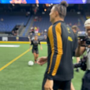 Chase De Moor Instagram - Fútball player 🥅⚽️✔️ What a great experience to play with the legend @kaka for a great cause! Huge shoutout to @thegameoflegends.co for putting on such a amazing event for Charity, happy we got the job done ! Until next time, I’ll be on the pitch working on my striking 👋🏽