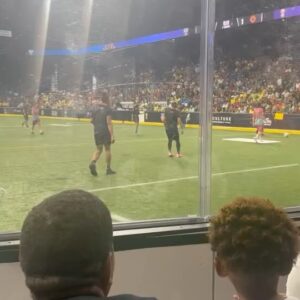 Chase De Moor Instagram - Fútball player 🥅⚽️✔️ What a great experience to play with the legend @kaka for a great cause! Huge shoutout to @thegameoflegends.co for putting on such a amazing event for Charity, happy we got the job done ! Until next time, I’ll be on the pitch working on my striking 👋🏽
