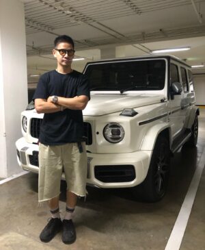 Chatpong Nattapong Instagram - Motivation is what gets you started. Habit is what keeps you going. ✨💕🏁

#gclass #w463amg #400d #gwagon #gwagen #gklasse #gklasseamg #mercedesbenz #mercedesamg #amg #car #carculture #carphotography #germany #bangkok #thailand #bangkokthailand #moderndesign #freudlife #freudlifestyle #dreamcars #fourbyfour #outsideisfree #outside #citylife #w464amg #roadtrip #gclass4x4 #gwagonnation #carspotting