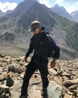 Chatpong Nattapong Instagram - 🏔️⛰️✨🐐🐎

#gorpcore #gorpcorelife #gorpcorestyle #outdoors #outsideisfree #outsideculture #gorpcoreworld #goretex #goretexjacket #arcteryx #roahiking #thefactoryproject #oakley #kgl #hiking #hikingadventures #trekking #keepwalkinginthegreatlight #happylife #goodvibes #enjoythelittlethings #nature #naturephotography #photography #freudlife #freudlifestyle #india #indiakashmir #ootd #ootdshare
