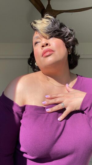 Chef Lovely Instagram - On this episode of Tea Time ☕️ When hating goes wrong

For the Beat 💄
@nyxcosmetics Bare with Me Concealer Serum in Medium & the Epic Smoke Liner in Mocha Match

@lorealusa True Match Super Blendable Blush in Tender Rose & the Lash Paradise Mascara in Black Brown

@natashadenona My Mini Dream Eyeshadow Palette

@jonesroadbeauty Miracle Balm in Dusty Rose

@formulazcosmetics Blush in Class Act

@charlottetilbury Lip Cheat in Pillow Talk

@hourglasscosmetics Phantom Volumizing Glossy Balm in Trace