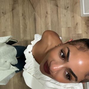 Chelsea Tavares Instagram - well, aren’t you just the cutest little joint. Going up…. on a Tuesday . 🧚🏾‍♂️