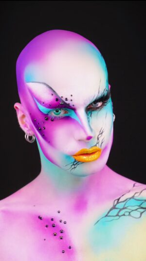 ChelseaBoy Instagram - #Ad Don’t you just love this colorcombo? 🤩

I’m obsessed with these products by Mehron Makeup! Such an easy blend and the vibrancy of the colors is just immaculate! Special thanks to @mehroneurope for providing me with these fabulous products. 🤩🖤

PRODUCTS USED:

Face:
▪️Skin Prep Pro
▪️CreamBlend Stick in ‘Pastle Purple’, ‘Pastel Green’, ‘Purple’ & ‘White’
▪️ Colorset Powder

Eyes:
▪️Paradise Makeup AQ in ‘Black’ & ‘Teal’
▪️Mixing Liquid

Cheeks:
▪️ Magnetic Refillable 8-color palette in ‘Purple Heat’ & ‘Fire Island’

Lips:
▪️Cream Cheek Palette
▪️Paradise AQ Glitter in ‘Gold’

Stones:
▪️AdGem skin adhesive

Remover:
▪️Makeup Remover lotion

Shot by @clickc.studio 

Special thanks to @moniquelilyart 

#mehronmakeup #mehroneurope #makeupideas #makeuphack #xochelseaboy