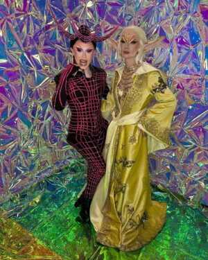 ChelseaBoy Instagram - DRAG CON UK - DAY 1 ✨

Drag Con UK has re-emphasised my love for drag! I adored meeting the lovely fans and all my incredible Drag Race sisters - and getting to share our love for drag together!

Walking the Pink Carpet gave me an explosion of joy and gratitude for the work I get the do in such a loving community.

For this look I’d like to thank some people and brands for the help in making this fantasy possible:

Cloak: @teun_seuren 
Undergarment: @krokantagency 
Nose/brow prosthetic: @jacobleole @formxamsterdam 
Ears: @xochelseaboy 
Face: @mehroneurope 
Nails: @lilly_nails_nederland_benelux 
Photo: @stunnin.mag 
Event: @rupaulsdragcon @worldofwonder 
Agency: @dragsofanarchy 
Assistance: @ceaudetoilette 

#dragcon #dragconuk #chelseaboyatdragcon #rupaulsdragcon #dragconuk2023