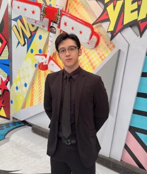 Chen Mu Instagram - 連假就這麼結束ㄌ⋯⋯
看到這篇貼文的你/妳該收心面對現實了喔🥲
雖然說跟我好像沒什麼關係因為我還是在工作😂🤌🏻🤌🏻
難得上節目聊的是自己的公司跟我現在在做的事情，今晚10PM #小明星大跟班