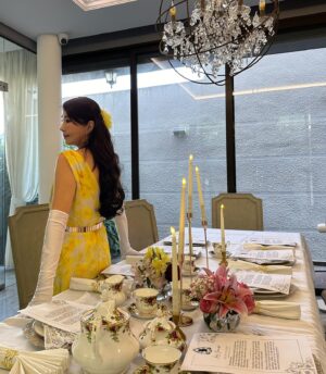 Chen Xiuhuan Instagram - A Bridgerton evening at our residence ☕️👑
Happy Birthday Lady Shanisse! 

Thank you @lushplatters for the magnificent spread and grazing table🥨🍖🥗🧀🥖🍒🍓🥂🍷, that not only encapsulated the atmosphere of the evening but was also scrumptious. ♥️

Thank you  @honeypeachsg for baking the most beautiful cake of her dreams.🎂🎀💕
#bridgerton 
#bridgertonthemeparty 
#lushatters
#birthday
#birthdaygirl 
#birthdaycake 
#happybirthday 
#lushplatters
#生日快樂
#chenxiuhuan
#陈秀环