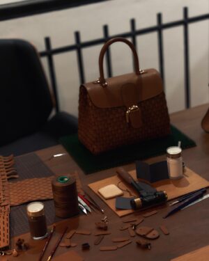 Cheng Chang Fan Instagram - Thank you @delvaux for bringing me all the way to Malaysia for this amazing Delvaux Savoirs & Savoir-faire Fall/Winter preview event! ✈️🇲🇾 I was totally blown away by all the gorgeous Delvaux pieces and can’t wait to share this unforgettable experience with you all! 😍✨

For those who may not know, Delvaux is a super prestigious Belgian luxury leather goods brand that’s been around since 1829. 🇧🇪 They’re the oldest in the game, making stunning handbags and accessories. ❤️❤️❤️❤️

Iconic pieces like The Brillant (1958) and The Tempête (1967) really show their timeless elegance and dedication to craftsmanship. Every piece reflects Delvaux’s rich heritage and innovative spirit. 🌟

The Pin City crossbody bag I’m wearing today is so “fetch”!

💁🏼‍♀️Regina George might say, “Stop trying to make ‘fetch’ happen,” but I say, “This bag is already happening!”😍😍😍😍