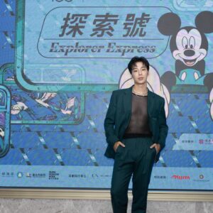 Chia-Yi Chu Instagram - 開心可以參與這場盛會迪士尼百年光輝與 Daniel Wong十年匠心所打造的 Daniel Wong 2023 FW大秀。以「探索號」為主題作為時光的載體，打造回憶的舞台，將我們帶往過去的經典場景與Daniel Wong的十年風華。

#探索號 #explorerexpress 
#danielwong2023fw 
#探索內心的狂野
#狂野而不止於狂野

@ddanielwwong

Photographer: @ghoseut