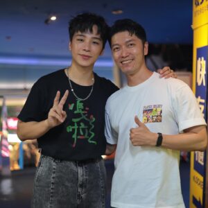 Chia-Yi Chu Instagram - 電影《嘎啦》7/19
我們主演的電影終於順利上映
謝謝大家的支持與討論
這一路上非常的不容易
一起繼續加油

@gala_0719movie 
瑪菲司 @halo_mavis 
李恩佑 @enyo__0920 
徐灝翔 @uncle_ming 
余奕墨 @yuyimo_ 
林靜軒 @tiffany3y3y3y 
賴玟君 @lai.lai.119 
翁妮妮

監製 劉楓棋 @imsteven 
導演 曾大衡 @bigheng 
編劇 敷米漿 @fumijan 

#電影 #嘎啦 #恐怖故事 #2024