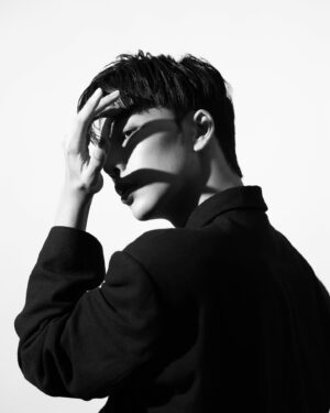 Chia-Yi Chu Instagram - 黑與白 一種感覺

攝影師photographer: @ghoseut