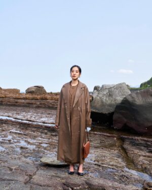 Chiago Liu Instagram - 八月快樂
真正跋山涉水的照片
我非常喜歡
喜歡到不小心珍藏太久🤣
而且我其實喜歡我的獨照
一直在考慮要不要獨立放一篇🤣

Outfit @boss  #beyourownboss 
特別邀請到 @lilyoung_official 
Photo @hsu__huang 
以及最後一張嚇壞的經紀人🤣
@kailin_see