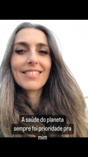 Chiara Gadaleta Instagram - Aproveitando @mythirdactjourney ajudando pessoas com dor crônica e disfunção no sistema muscular. Se alguém me dissesse há dois anos atrás que eu trabalharia na área da saúde atendendo pessoas eu não iria acreditar.
Uma nova estação na minha vida cheia de novas experiências e chegando cada vez mais na essência do ser humano. A saúde do planeta sempre foi meu maior propósito e hoje sei, mais do que nunca que está intimamente ligada à saúde mental, física e espiritual dos seres que nele habitam. Tive uma terceira chance de mais conexão e estou aproveitando ao máximo. Mais novidades no horizonte. Uma amiga querida uma vez me disse que quando você “entrega pra Deus” é melhor apertar os cintos que a corrida pode ser bem maluca e linda! Ela tinha toda razão. #chiaragadaleta #mythirdactjourney