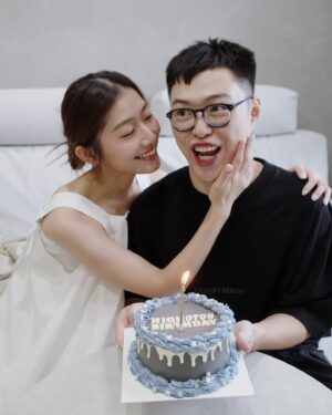Children Chiu Instagram - 🎉志恒我30歲啦！感謝大家の支持！今天還久違的跑去錄影！遇到了一些熟悉的人！亂有意義的！

#蛋糕是我們的小經紀人買的 #感恩的心❤️