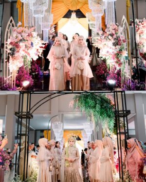 Chintya Cheye Instagram - Big Thanks to:

Saksi 1: Bpk. Fajar Syahputra, SH., MH (ASPIDSUS KEJATI BANTEN)

Saksi 2: Bpk. Drs. H. Imron Rosyadi., M.Ag (BUPATI CIREBON)

Dokumentasi: @malycaphoto @malyca.universe
MUA bride: @deviraniaah
Attire: @rumahpengantinsharon1
Shoes: @unificatio.official
Box seserahan: @dari.duatangan
Attire keluarga: @btbatiktrusmi
MUA keluarga: @mua_bogor_itha @makeupby.detriaputri 
Softlens: @grand_optik
Wedding Organizer & Planner: @aruna.organizer
Catering: @terataicateringcirebon
Decoration: @retnomaulani_makeup @retnomaulani_decoration
MC akad & resepsi: @alantamkasogi
Entertainment: Full Band & Saxophone @infinity_official05
Video booth 360: @videobooth.fantastic
Digital Invitation: @malycaphoto
Car Decoration: @rizkyflorist
Bridesmaid Box Hampers: @bridesmaidbox.id
Bridesmaid Dress Outer Hijab: @lyf.official @lyf.bride @kamalaluthfi @aryasbaa
Bridesmaid Clutch: @waiwai_clutch
Hotel: @apitahotel
Venue: UMC Ballroom

Dan vendor-vendor lainnya seperti Souvenir, Undangan Fisik, Makanan-makanan Pondokan, Designer & Konveksi utk Pakaian keluarga, Patwal, Driver, Cover Kursi, AC Portable, Crew keamanan & kebersihan, dan masih banyak lagi..

Terimakasih juga kepada para tamu undangan tercinta yg telah menyempatkan waktunya, dengan seluruh ucapan, doa, hadiah yg diberikan kpd kami, terimakasih banyak untuk semuanya yg mendukung berjalannya acara kami.. alhamdulilah pernikahan kami lancar, sukses, megah dan meriah, terimakasih🥰🙏🏻🫶🏻💕😘
