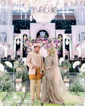 Chintya Cheye Instagram - Some people are worth melting for🫠😍

📸 Documentation: @malycaphoto @malyca.universe
