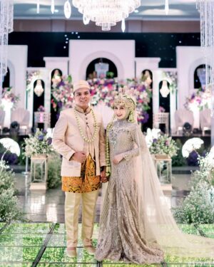 Chintya Cheye Instagram - Some people are worth melting for🫠😍

📸 Documentation: @malycaphoto @malyca.universe
