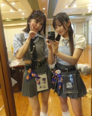 Chisaki Morito Instagram - おぜちぃバスツアー１日目終わりました！
　
　
は〜、、、ほんとにあっという間の１日でした、、、
記念撮影したり、お話ししたり、抽選会したり、花火したり、、、楽しかったー！

　
　
今日はよく寝て明日に備えましょうね✊
また明日〜
　

デジカメ持ってきたの大正解だった💯
めっちゃいい感じに撮れて満足満足。笑
　
　

　
#おぜちぃ修学旅行 
#おぜちぃバスツアー 
#磯部温泉 
#♨️ 
#デジカメ