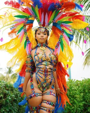 Chloe Bailey Instagram - queen of hearts at carnival!!!! my favorite time of year!!!!!
