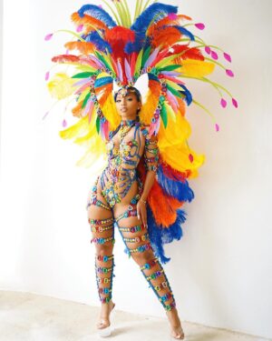 Chloe Bailey Instagram - queen of hearts at carnival!!!! my favorite time of year!!!!!