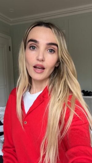 Chloe Fineman Instagram - PSA: THERE IS NO SUCH THING AS A “CAPSULE WARDROBE”