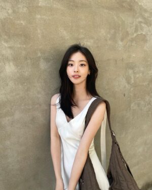 Choi Hee-jin Instagram - Summer😉