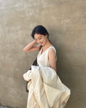 Choi Hee-jin Instagram - Summer😉