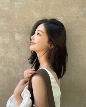 Choi Hee-jin Instagram - Summer😉