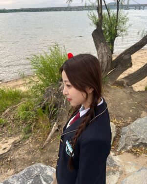 Choi Ji-hye Instagram - 내사랑 쓰리지 🫶🏻💗 나의 사랑 민지
#조폭인내가고등학생이되었습니다 #highschoolreturnofagangster