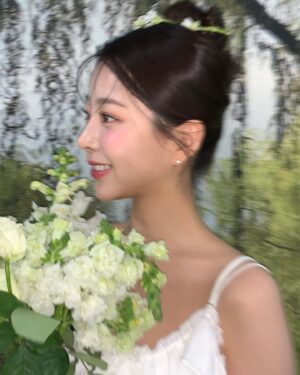 Choi Ji-hye Instagram - 🕊️