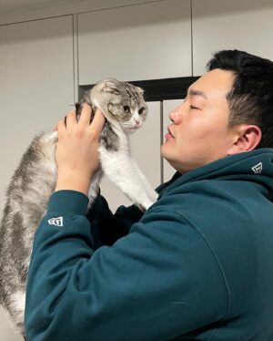 Choi Ji-man Instagram - 매력덩어리 식이! 🐈🐈‍⬛