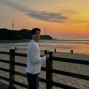 Choi Si-won Instagram - I've never met a sunset I didn’t like.