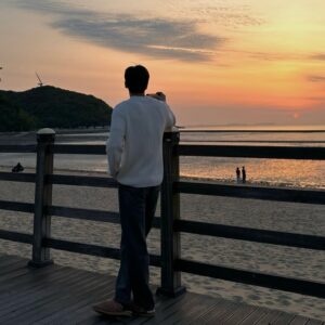 Choi Si-won Instagram - I've never met a sunset I didn’t like.