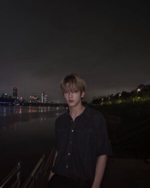 Choi Soo-bin Instagram - 한강 한 바퀴 👣