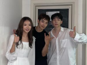 Choi Woong Instagram - .
“Hello, the hell othello.”
.
a successful performance It's all thanks to the fans that we were able to finish it successfully. Nayoung and Hyuk,😍 thank you so much for being with me.  Great job. Thank you💕
Adelaide Fringe Festival.
.
.
.
#오델로 #fringe #festival #australia #adelaide