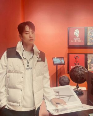 Choi Woong Instagram - .
I am diadora man💕
.
.
.
DIADORA winter😍
플리스&패딩 쨩❤️
#디아도라 #diadora #diadorakorea