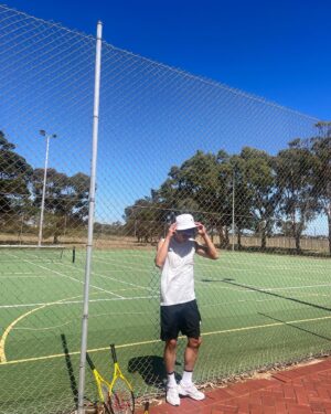 Choi Woong Instagram - .
nice weather🍀played tennis in Adelaide🎾
.
.
.
#wilsontennis #wilson #wilsonultra #adelaide #kingkyrgios #tennis #테니스 #테니스치는남자 #테니스치는연예인  #배우 #최웅