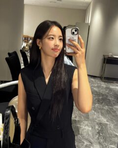 Actress Choi Ye-bin HD Instagram Photos and Wallpapers August 2024