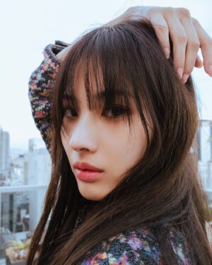 Choi Yun-jin Instagram - 다들 주말 잘 보내기🧚🏻‍♀️💞