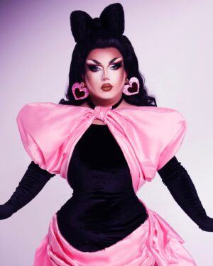 Choriza May Instagram - Happy International Drag Day 🎀

📸 @haydnb_photography 
🎀 @lizziebiscuits 
💇‍♀️ @florencias_wigs 
💗 @shopfairlyodd