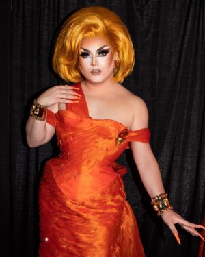 Choriza May Instagram - Day 2 🧡🐚 @rupaulsdragcon

👗 @cherreofficial 
📸 @nickbl.photography 
👩‍🦰 @marcoswigs 
🐚 Vintage Dior
💎 @crownjewels.uke

Face by @theaestheticsdoctor