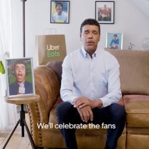 Chris Kamara Instagram - Fancy winning a year of Uber Eats? 🤗 Post your best skills & goals ⚽ ️on your socials with #BringItHome by midnight 4/7/21. I’ll commentate on them & crown the winner 🙌. First 100 entries get an Uber Eats code! 
Must be 18 . T&Cs apply t.ubereats.com/ukfooty