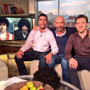 Chris Kamara Instagram - So good to see Luca Vialli looking great on the Italian bench last night 😊